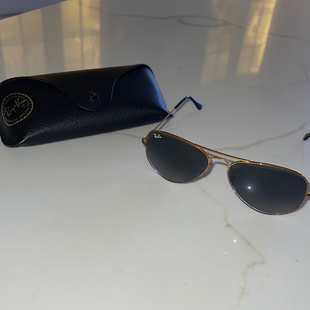 Ray-Ban Aviators- Black Lenses & Rose Gold Frame